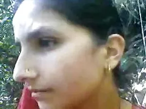 तो वहां की महिलाओं के बारे में क्या है जो खुद को कवर सेक्सी मूवी दिखाइए हिंदी में नहीं करना चाहती हैं?