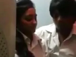 एबुएला कैलिएंट- बीएफ सेक्सी मूवी हिंदी एचडी