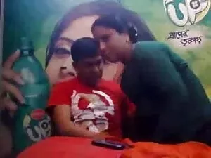 मुफ्त अश्लील वीडियो हिंदी में सेक्सी मूवी