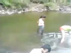 मुफ्त bf सेक्सी मूवी हिंदी अश्लील वीडियो