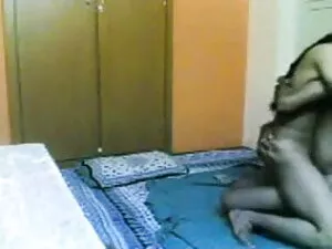 मुफ्त हिन्दी सेक्सी मूवी अश्लील वीडियो