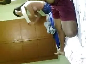 मुफ्त अश्लील वीडियो फुल सेक्सी हिंदी मूवी