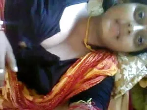 त्रिगुट फुल सेक्सी मूवी वीडियो में नायलॉन सेक्स