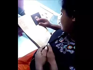 दोस्त फुल एचडी फिल्म सेक्सी पैसे के लिए अपनी प्यारी पत्नी को चोदता है