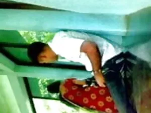 एलिसा मिलानो सेक्सी मूवी फिल्म हिंदी में और विक्टोरिया बेकहम खुला!