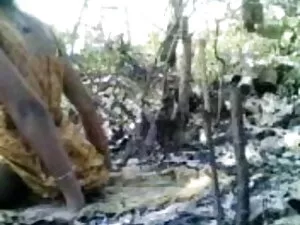 जंगली बीबीडब्ल्यू समूह हिंदी सेक्सी मूवी वीडियो में नंगा नाच