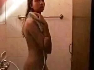 मुफ्त अश्लील सेक्सी पिक्चर मूवी हिंदी वीडियो