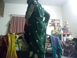 4517572 सेक्सी हिंदी मूवी वीडियो में