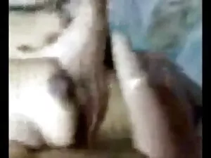 एक एशियाई महिला को एक बिस्तर पर बांधा गया था और उसे एक एशियाई हिंदी सेक्स वीडियो मूवी एचडी व्यक्ति द्वारा बनाया गया था।